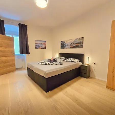 New Two-bedroom In The Old Town Appartement Hall in Tirol